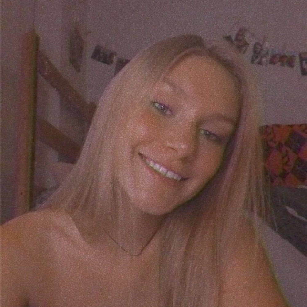 Meet your Posher, Lauren